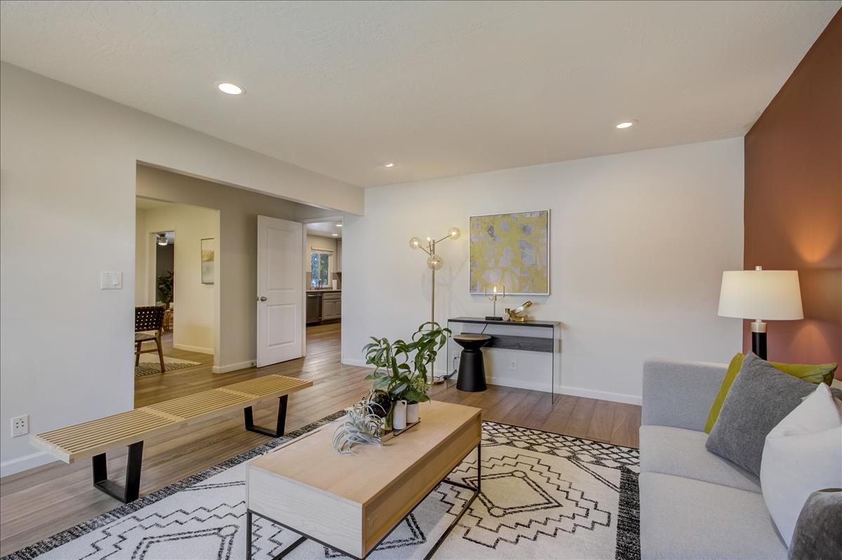834 South Wolfe Road Sunnyvale, CA 94086 - Photo 7 of 59 Gallery Image 7
