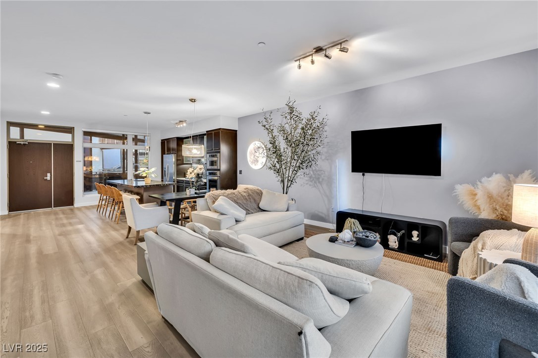 8925 West Flamingo Road, Unit 201 Las Vegas, NV 89147 - Photo 14 of 47 High ceilings throughout