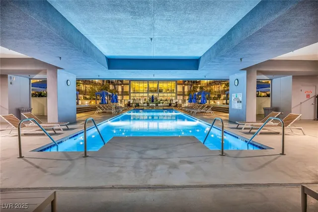 $2,000 | 8925 West Flamingo Road, Unit 201, Las Vegas, NV 89147