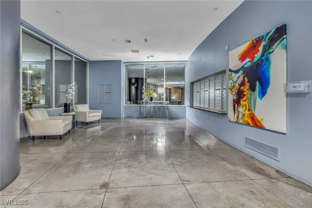 $2,000 | 8925 West Flamingo Road, Unit 201, Las Vegas, NV 89147