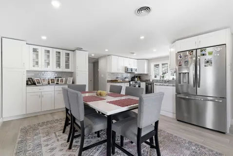$879,900 | 43 Woodside Lane, Arlington, MA 02474