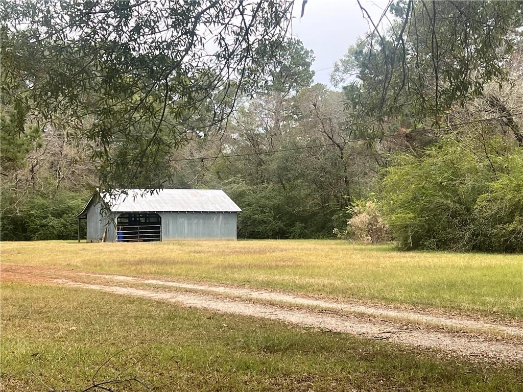 135 Fred Redwine Road Deville, LA 71328 - Photo 2 of 33