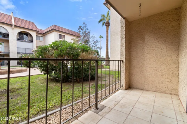 $148,000 | 3033 East Devonshire Avenue, Unit 1016, Phoenix, AZ 85016