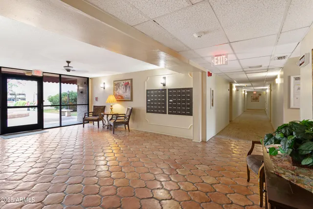 $148,000 | 3033 East Devonshire Avenue, Unit 1016, Phoenix, AZ 85016