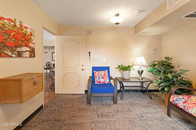 $148,000 | 3033 East Devonshire Avenue, Unit 1016, Phoenix, AZ 85016