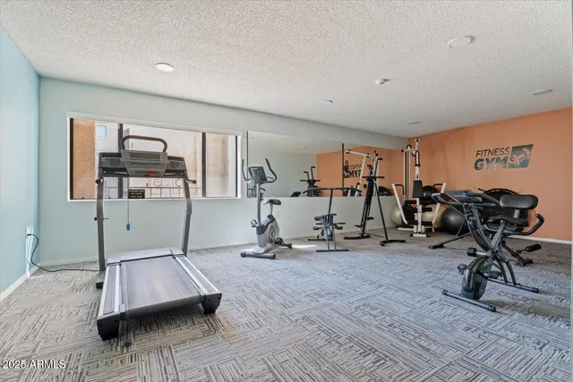 $148,000 | 3033 East Devonshire Avenue, Unit 1016, Phoenix, AZ 85016