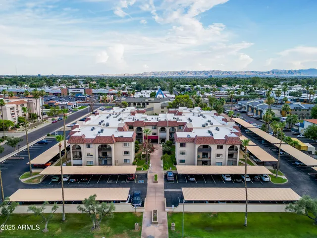 $148,000 | 3033 East Devonshire Avenue, Unit 1016, Phoenix, AZ 85016