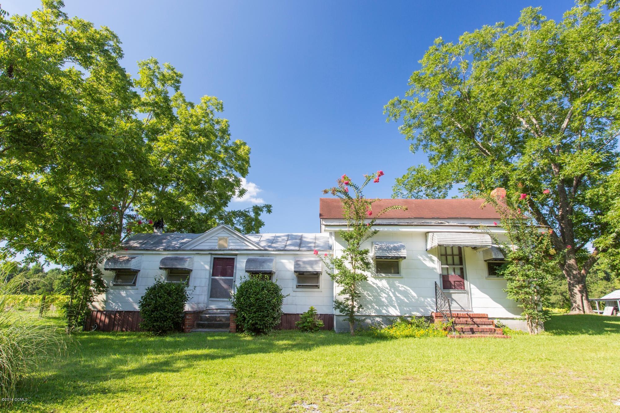 486 Swansboro Loop Road Swansboro, NC 28584 - Photo 1 of 10 114 Scott Place Swansboro-22