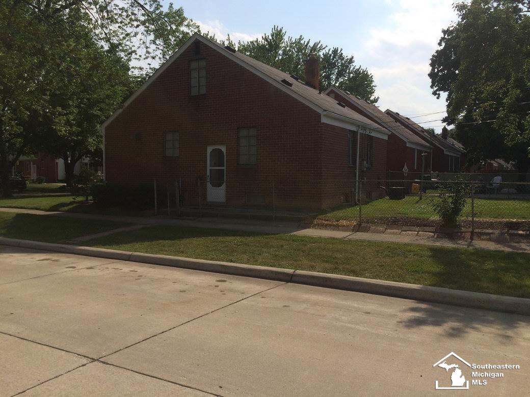 13414 Rosedale Street Southgate, MI 48195 - Photo 35 of 42 31294706-34.JPG