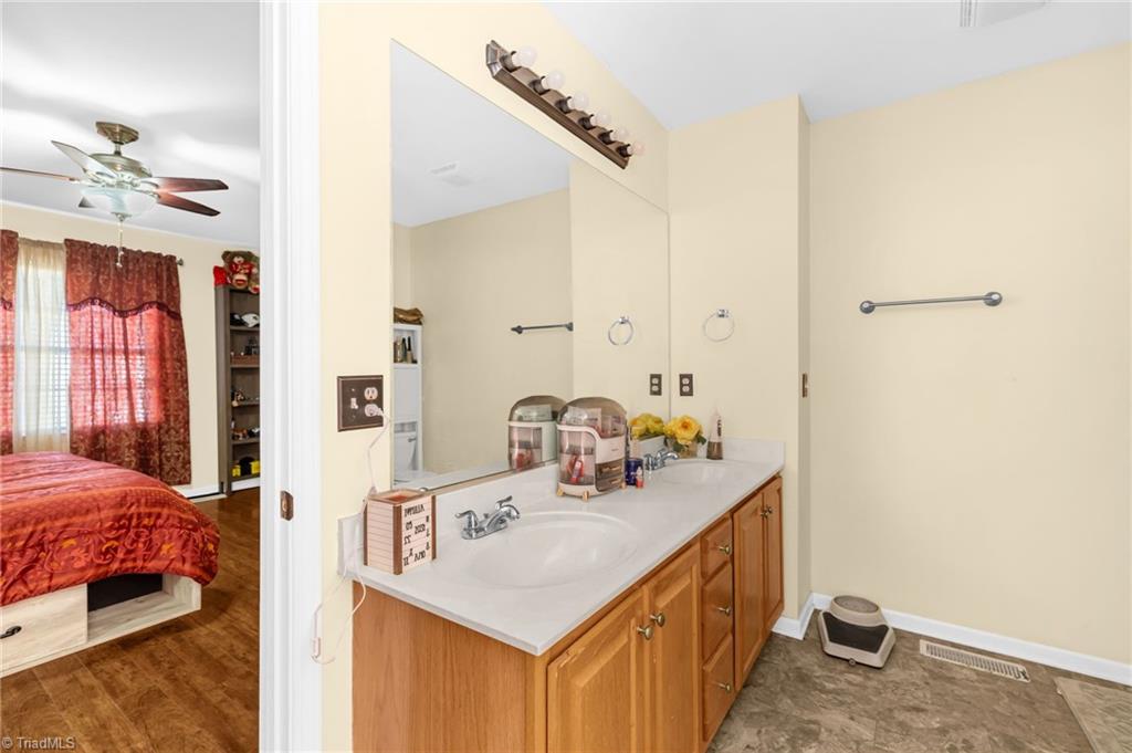 1513 Birkdale Court High Point, NC 27265 - Photo 20 of 42 Gallery Image 20