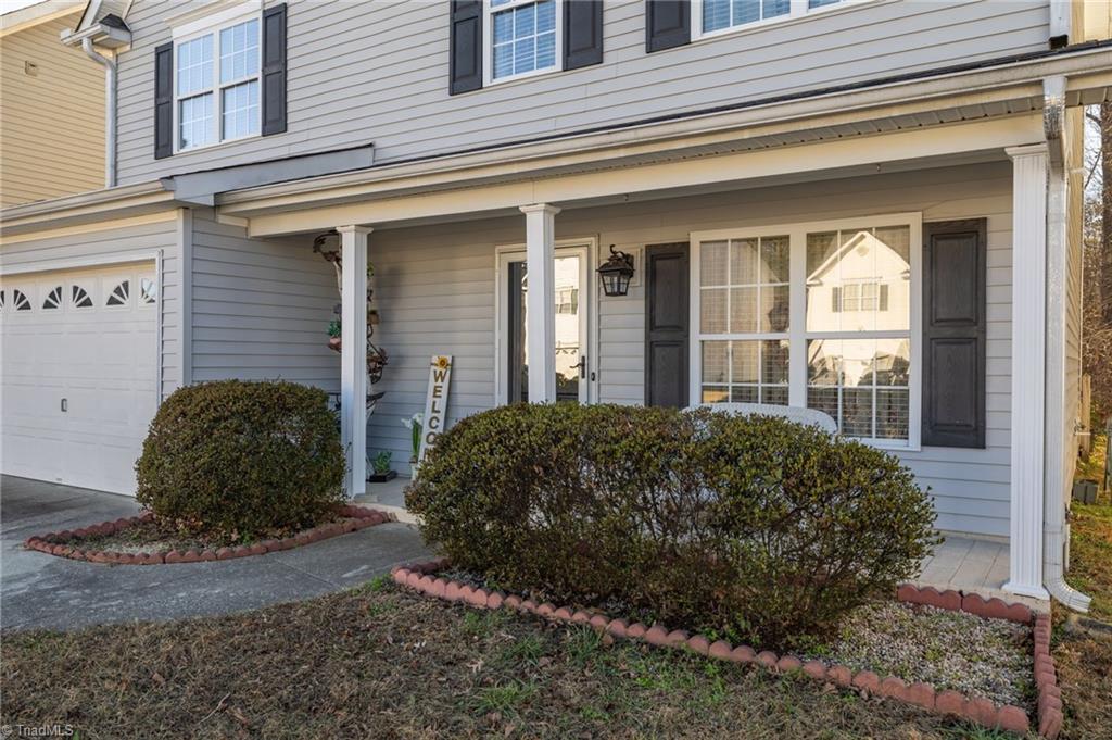 1513 Birkdale Court High Point, NC 27265 - Photo 4 of 42 Gallery Image 4