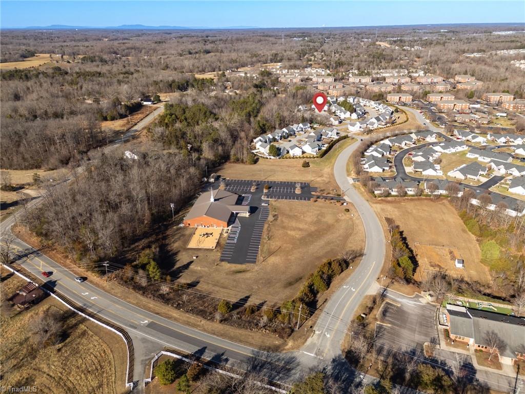 1513 Birkdale Court High Point, NC 27265 - Photo 42 of 42 Gallery Image 42