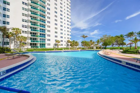$360,000 | 3001 South Ocean Drive, Unit 749, Hollywood, FL 33019