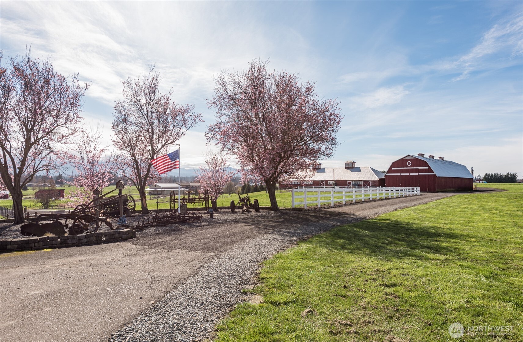 4596 Woodcock Road Sequim, WA 98382 - Photo 11 of 37