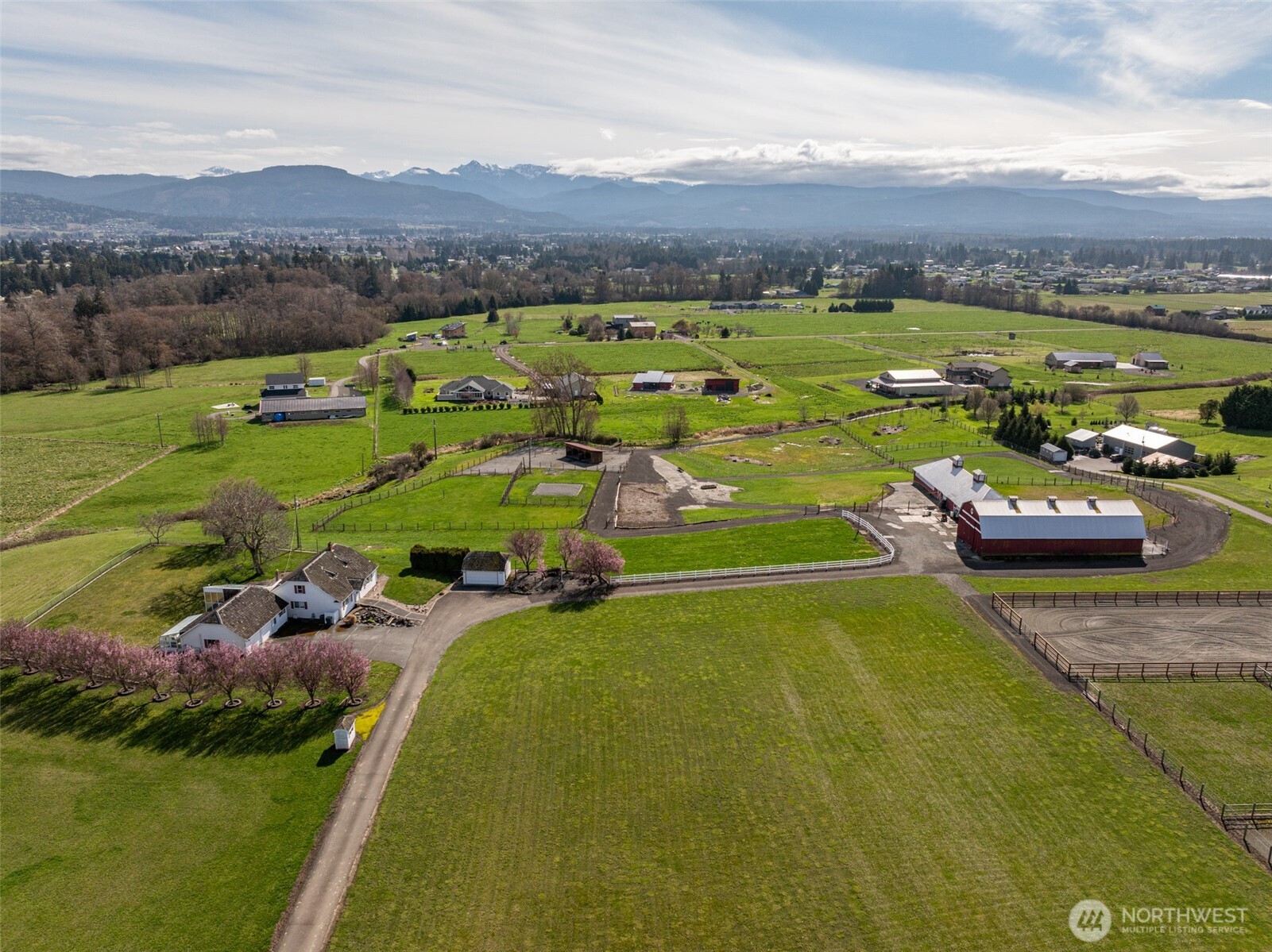 4596 Woodcock Road Sequim, WA 98382 - Photo 4 of 37