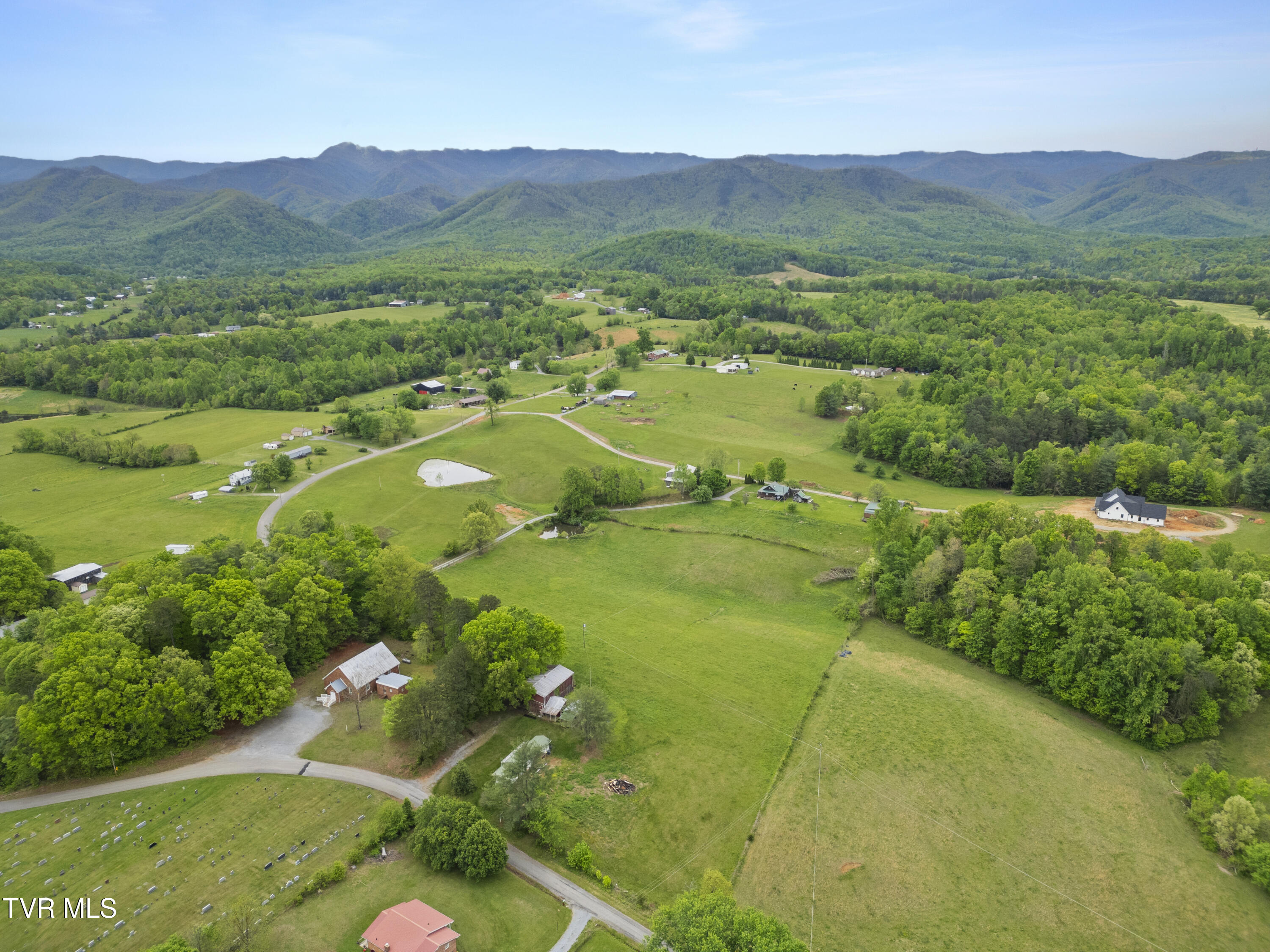 400 Union Chapel Road Afton, TN 37616 - Photo 3 of 24 DJI_0160