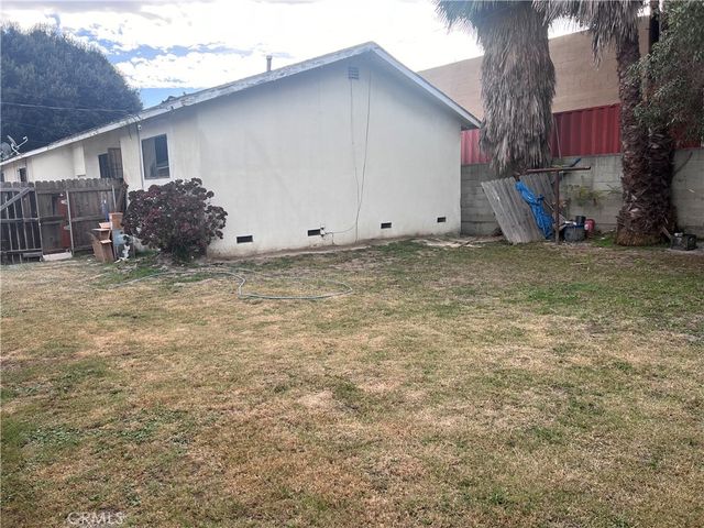 $2,300 | 6619 Harbor Avenue, Long Beach, CA 90805