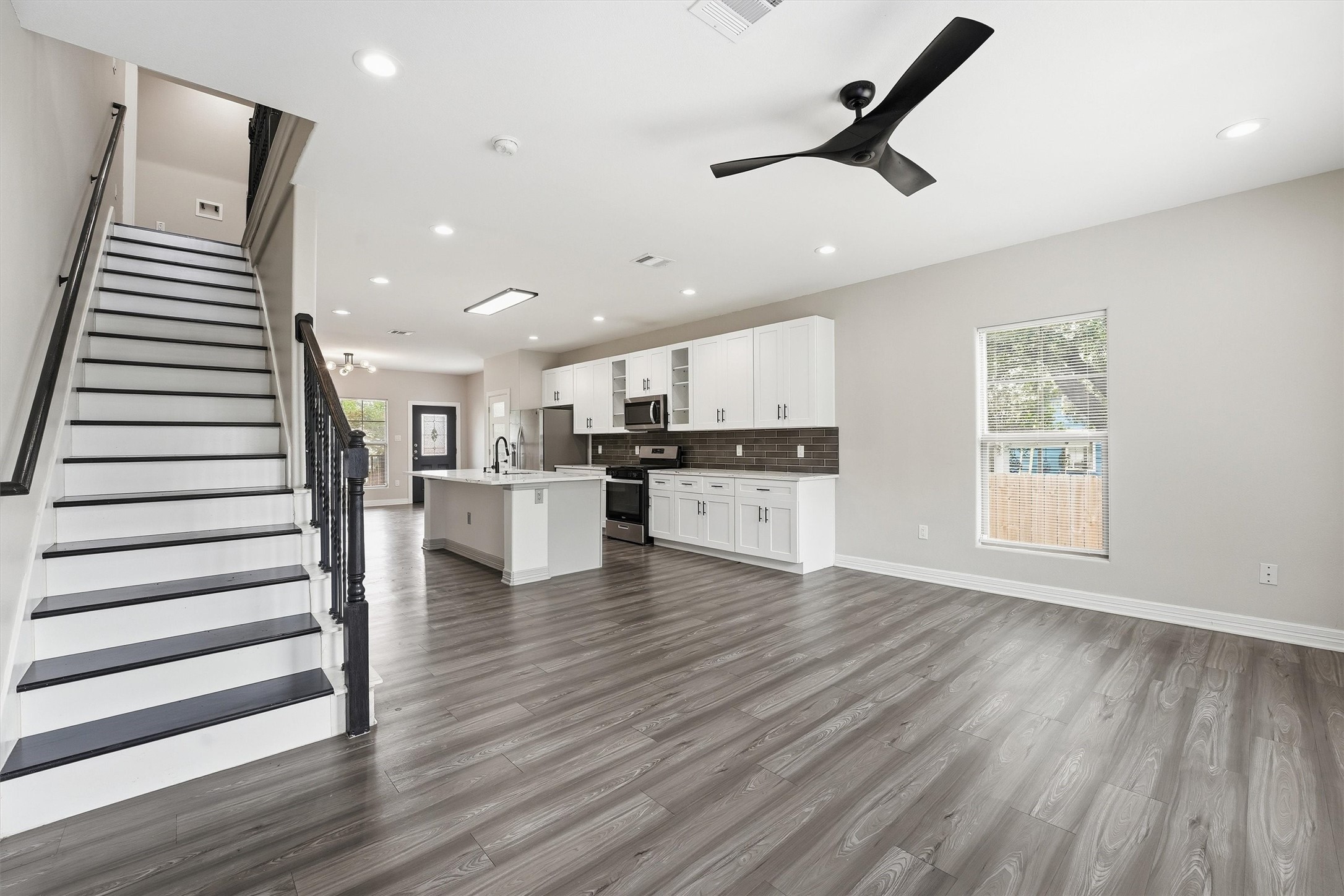 2336 Charles Road, Unit A Houston, TX 77093 - Photo 15 of 27