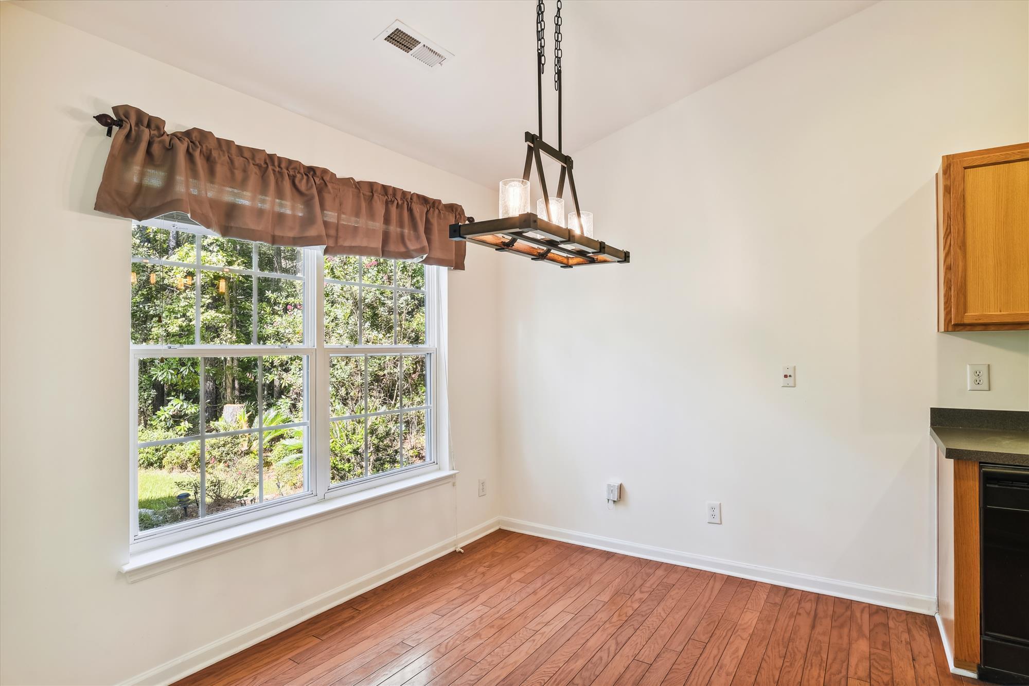 4872 Oak Leaf Road Summerville, SC 29485 - Photo 12 of 44 main level-dining area-_dsc1061
