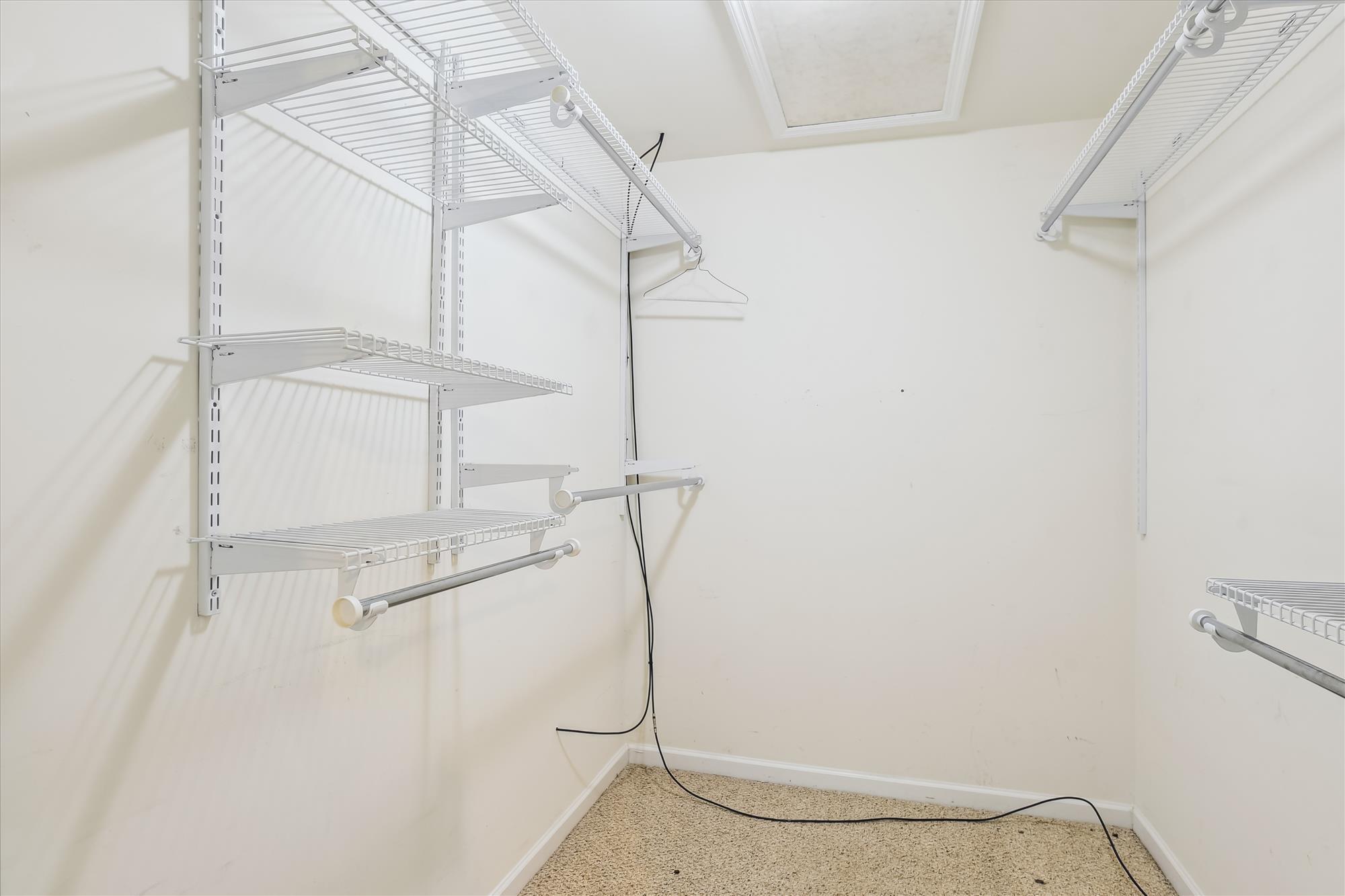 4872 Oak Leaf Road Summerville, SC 29485 - Photo 21 of 44 main level-walk in closet-_dsc1186