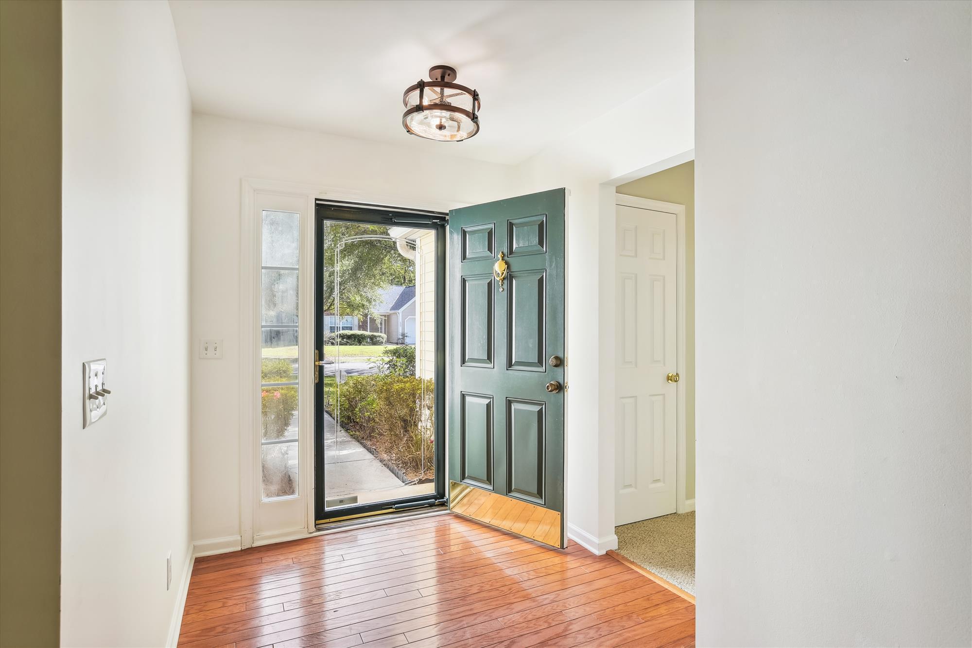 4872 Oak Leaf Road Summerville, SC 29485 - Photo 5 of 44 main level-entry-_dsc1036