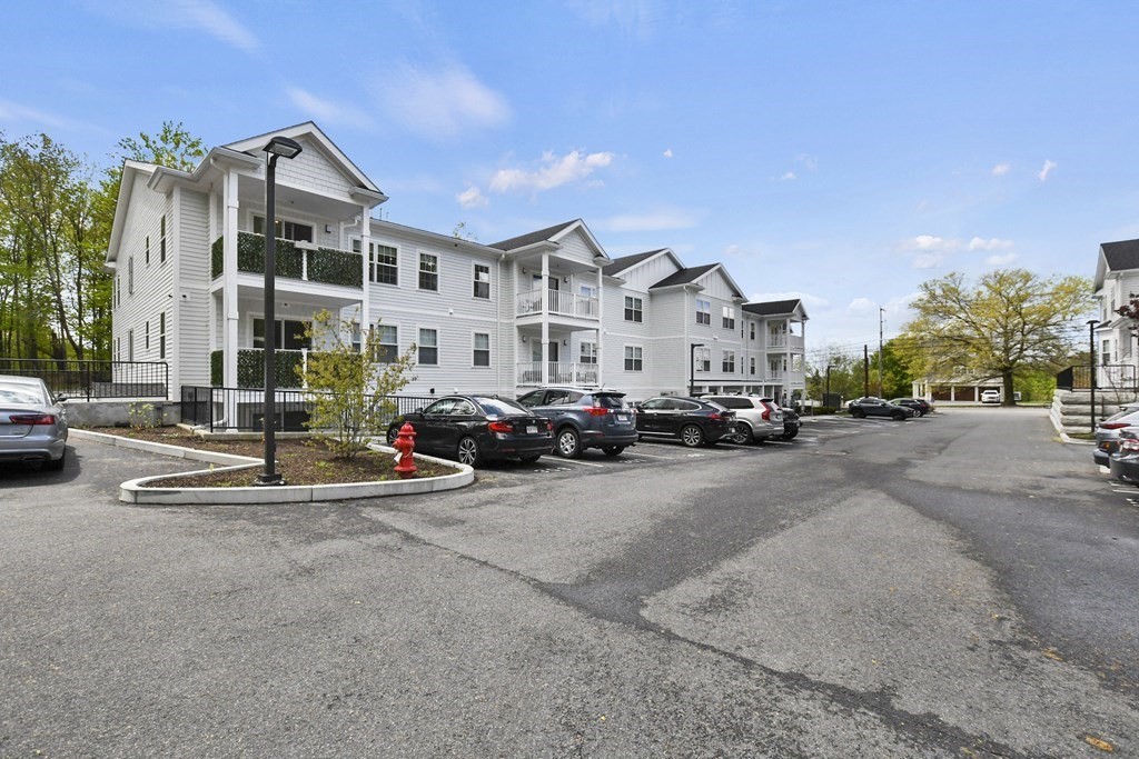 2239 Washington Street, Unit 308 Canton, MA 02021 - Photo 2 of 28 Gallery Image 2