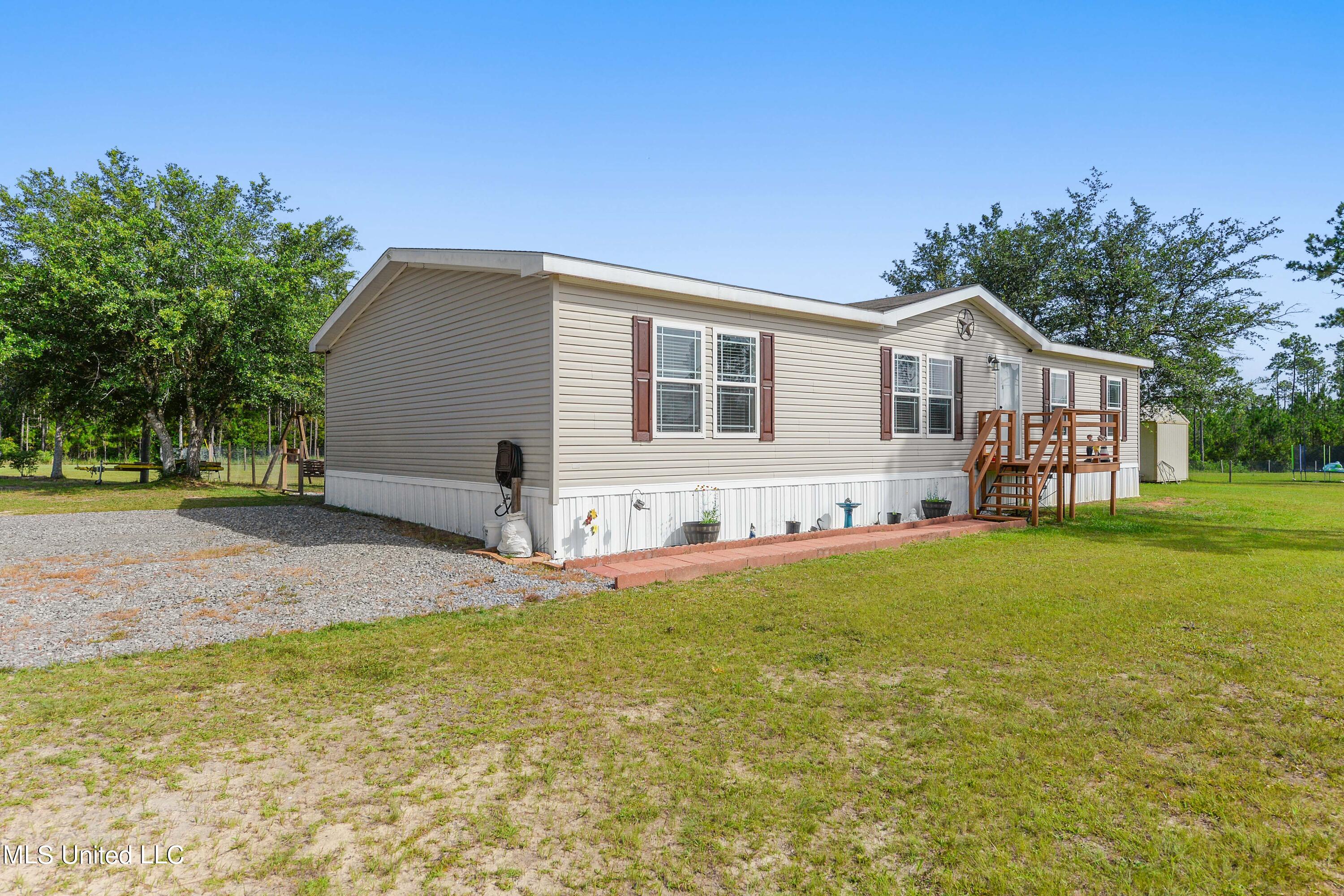 12901 Ridgeland Road Vancleave, MS 39565 - Photo 2 of 35 002