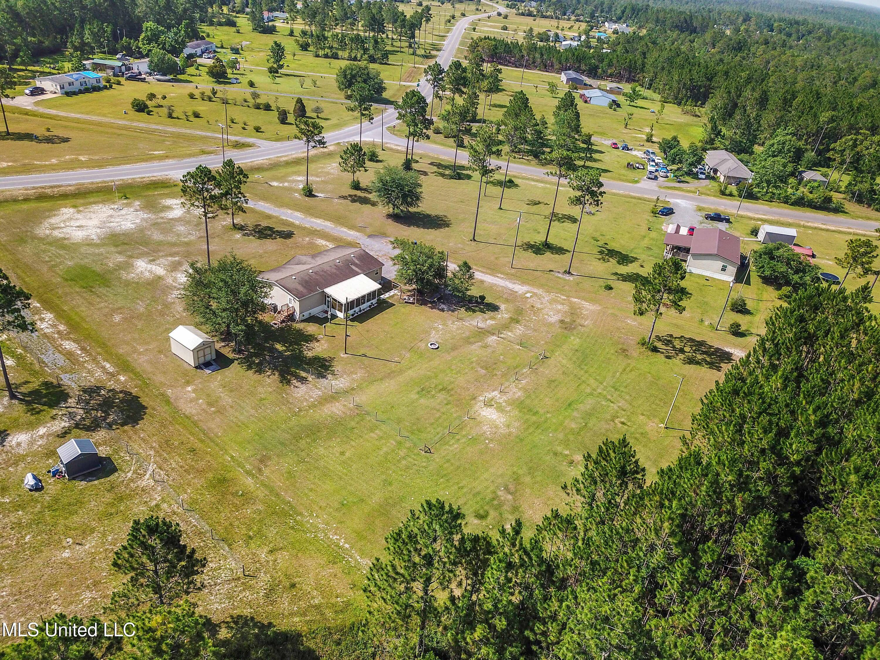 12901 Ridgeland Road Vancleave, MS 39565 - Photo 33 of 35 033