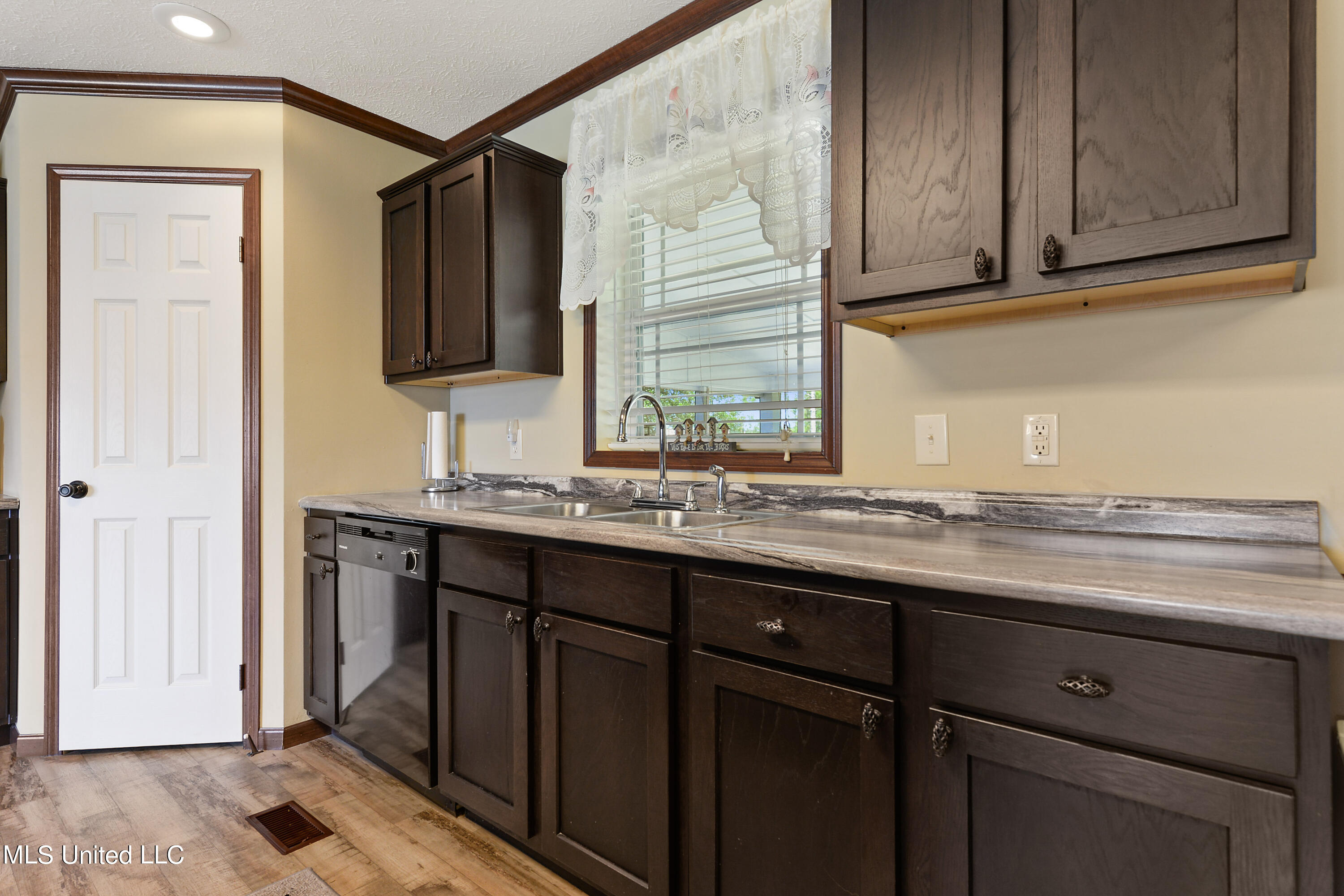 12901 Ridgeland Road Vancleave, MS 39565 - Photo 9 of 35 009