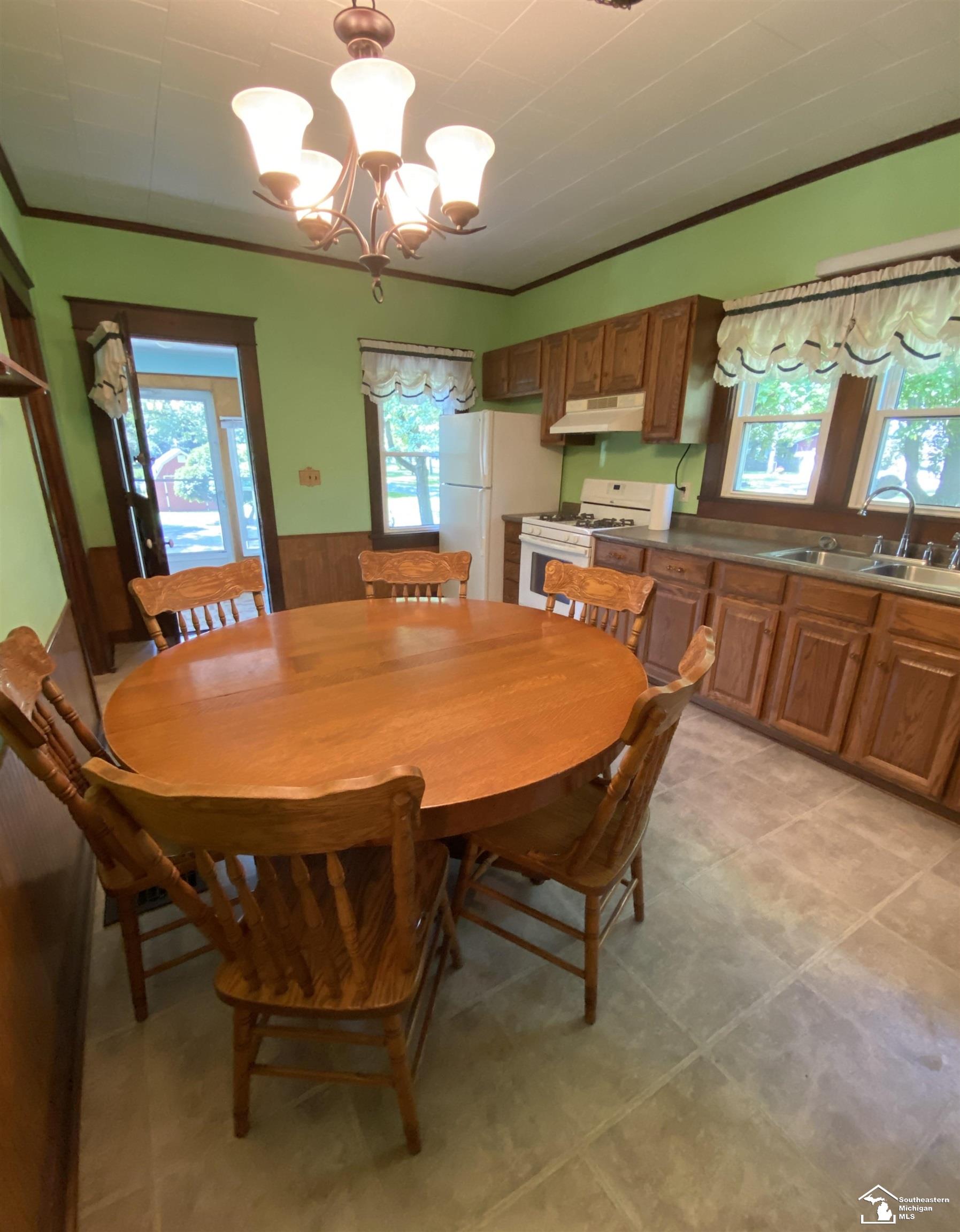 17877 Albain Road Petersburg, MI 49270 - Photo 12 of 36 Gallery Image 12