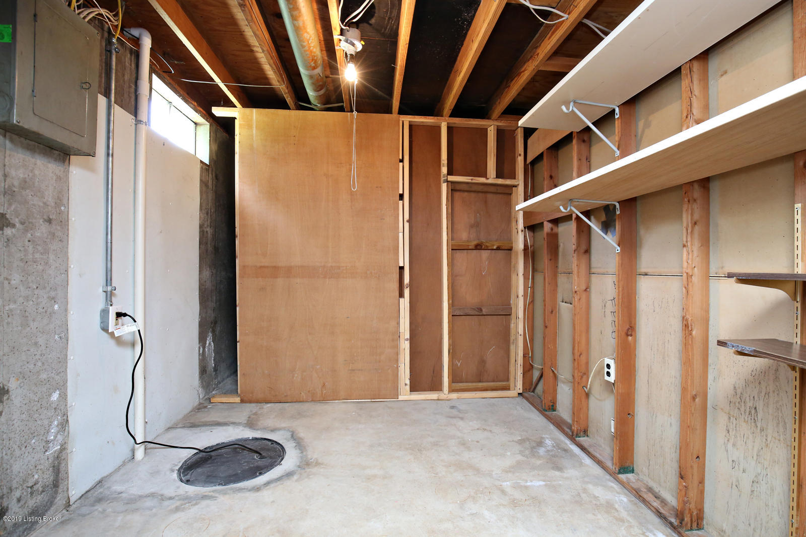 7705 Johnson School Road Louisville, KY 40291 - Photo 33 of 38 LREP9569