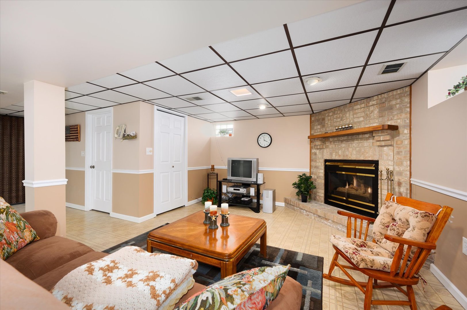 1512 Herbert Avenue Berkeley, IL 60163 - Photo 21 of 33 a living room with furniture and a fireplace