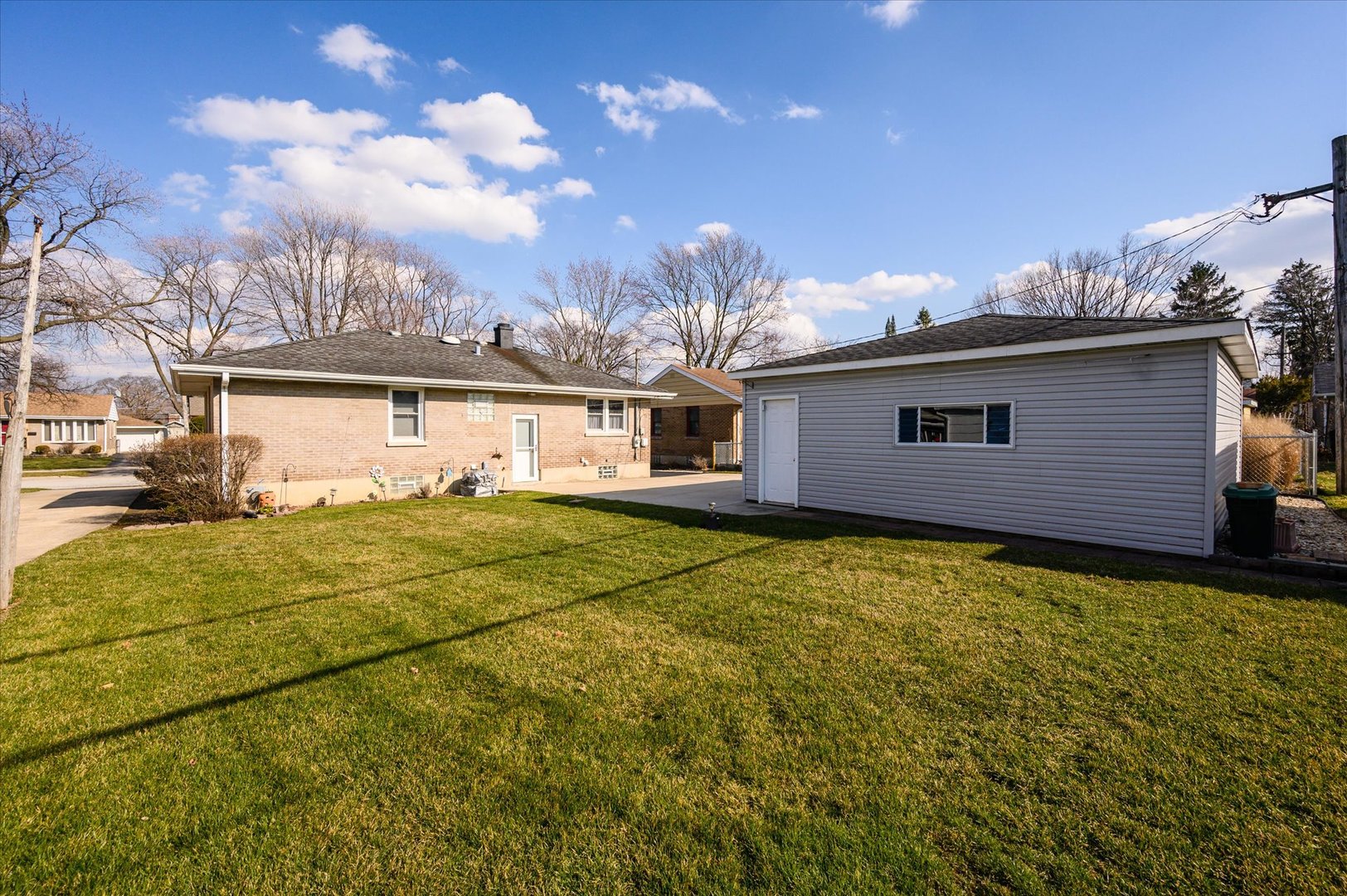 1512 Herbert Avenue Berkeley, IL 60163 - Photo 31 of 33 a front view of house with yard