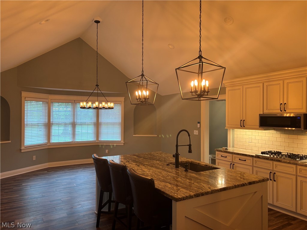 7050 Wilson Mills Road Chesterland, OH 44026 - Photo 10 of 31