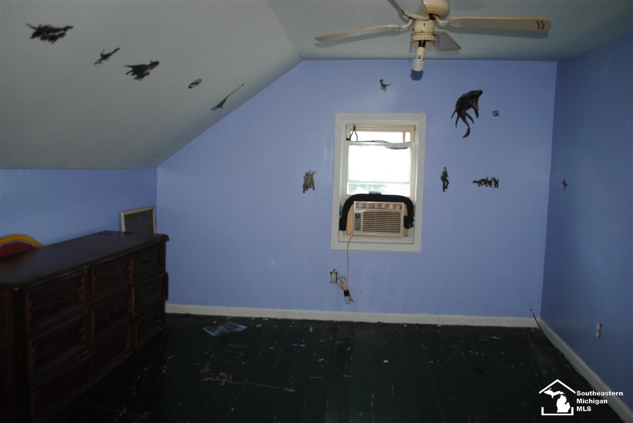 3818 East Carleton Road Adrian, MI 49221 - Photo 28 of 40 50019809-27.JPG