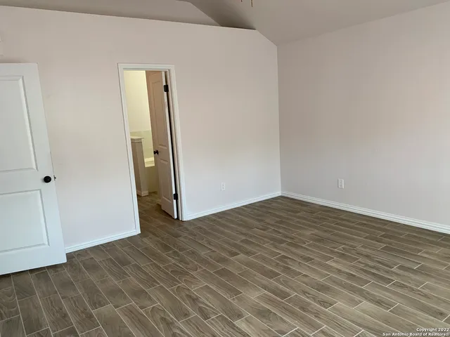 $1,945 | 8631 Quail Whisper, San Antonio, TX 78250