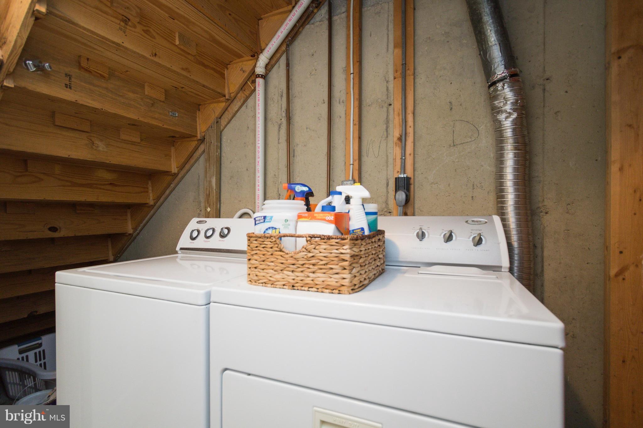 7381 Stream Way Springfield, VA 22152 - Photo 24 of 26 Laundry Room