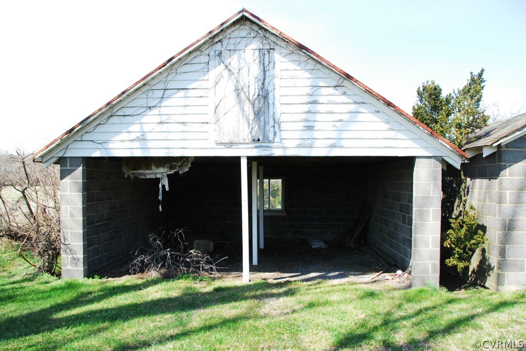 12008 Yowell Road Ashland, VA 23005 - Photo 3 of 10 Gallery Image 3