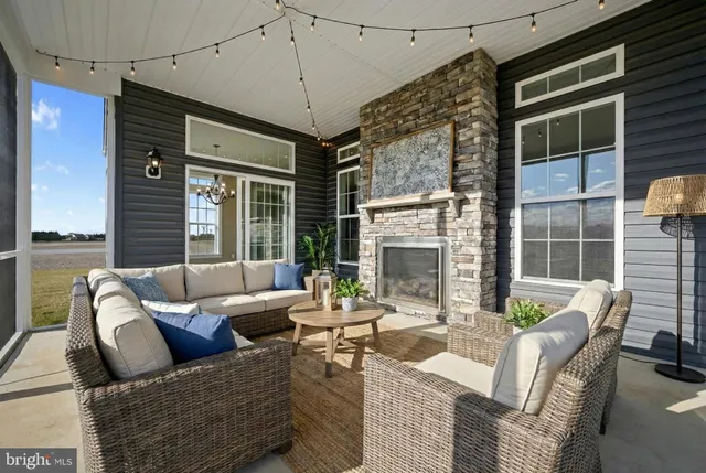 $1,329,000 | 404 Wiggins Mill Road, Townsend, DE 19734