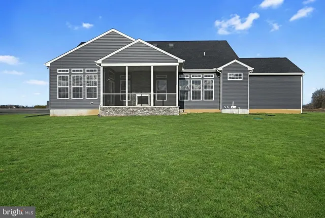 $1,329,000 | 404 Wiggins Mill Road, Townsend, DE 19734