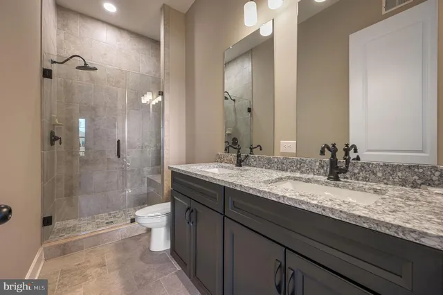 $1,329,000 | 404 Wiggins Mill Road, Townsend, DE 19734