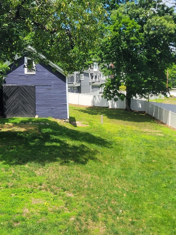 136 Commonwealth Road, Unit 2 Wayland, MA 01778 - Photo 14 of 20