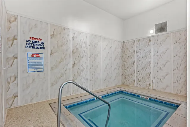 a picture of a bathroom