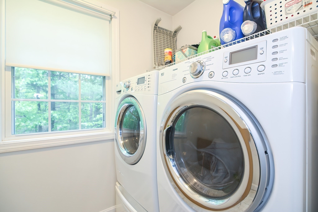 146 Gray Road Templeton, MA 01468 - Photo 16 of 37 a utility room with dryer and washer