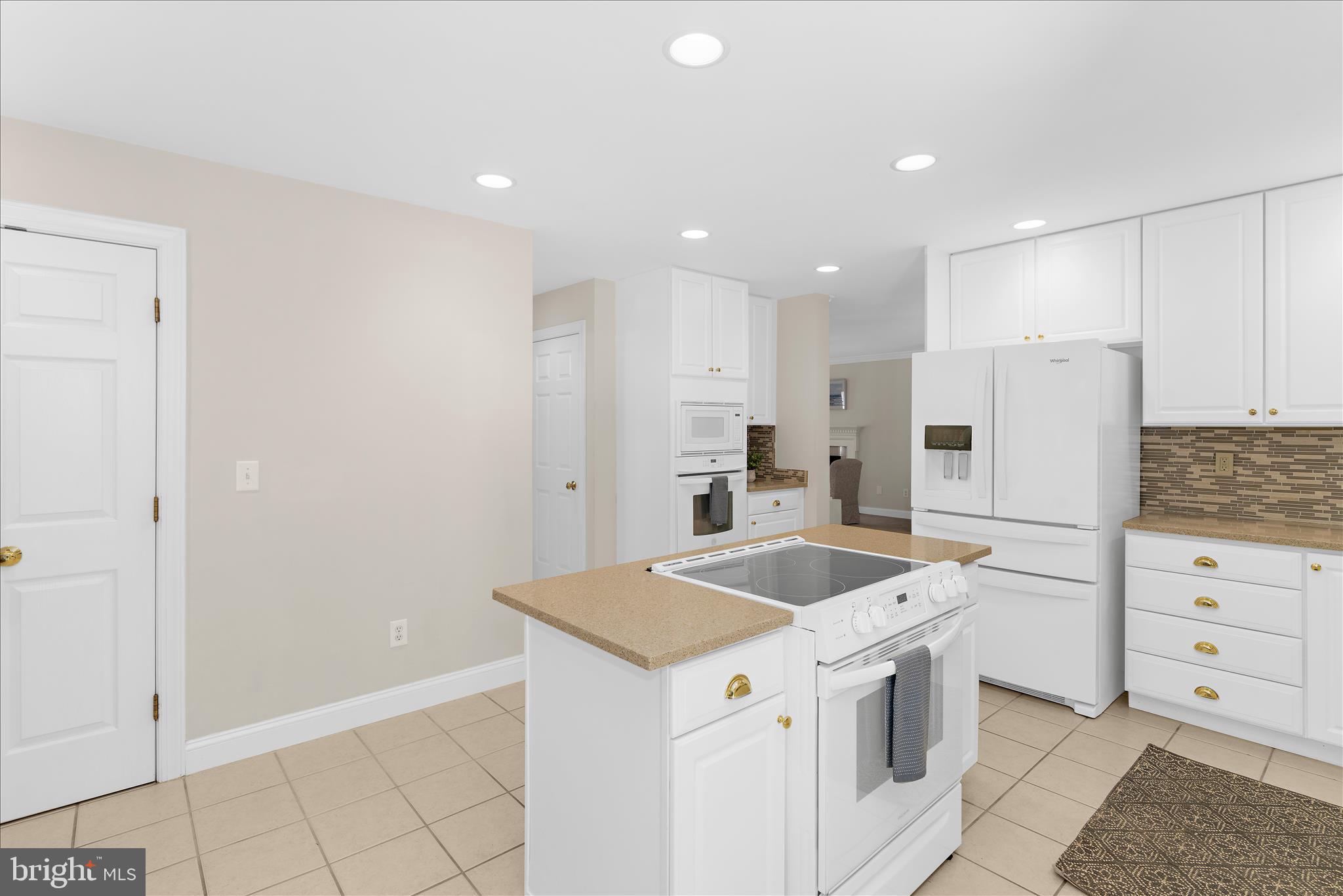 1848 Cherry Road Annapolis, MD 21409 - Photo 7 of 57 a kitchen that has a sink in it and white stainless steel appliances