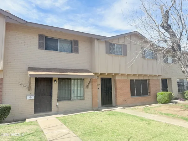 $1,725 | 6742 North 43rd Avenue, Glendale, AZ 85301