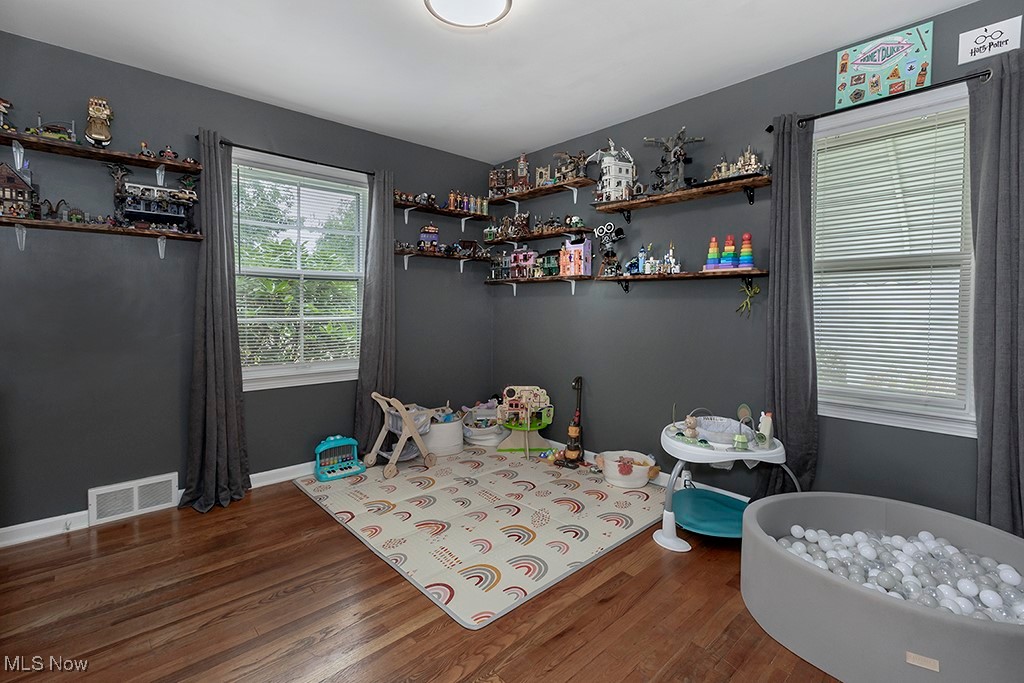 1676 Brainard Road Lyndhurst, OH 44124 - Photo 15 of 39