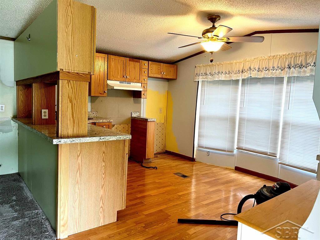 2356 Muskegon Road Harrison, MI 48625 - Photo 6 of 22 50146448-c41df352-75e2-4304-8ee5-22ce8eaaedf8.JPG