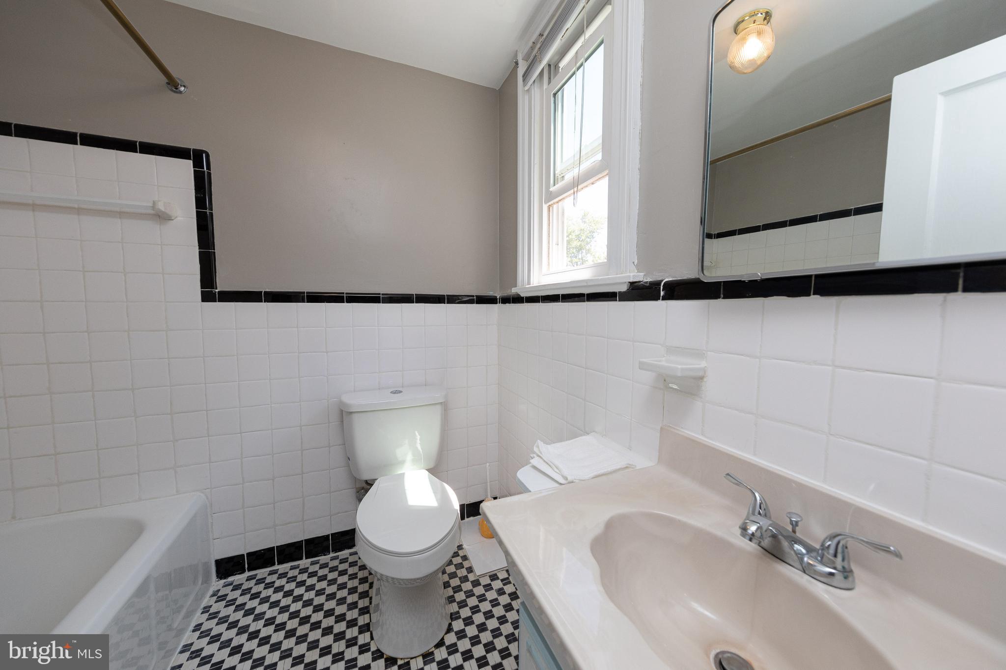 803 Terrace Road Willow Grove, PA 19090 - Photo 19 of 31 Gallery Image 19
