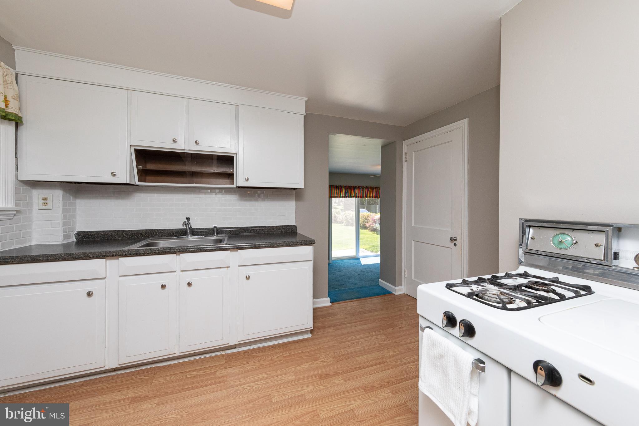 803 Terrace Road Willow Grove, PA 19090 - Photo 9 of 31 Gallery Image 9